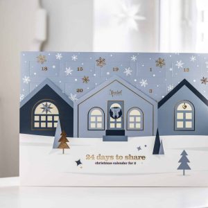 Snow crystal calendar for 2