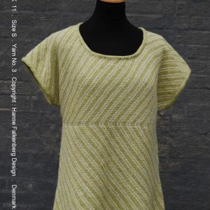 Zikzak bluse i Day & Night garn af Hanne Falkenberg, strikkeopskrift