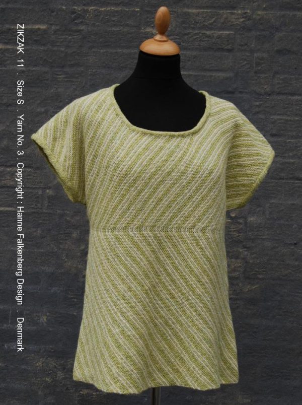 Zikzak bluse i Day & Night garn af Hanne Falkenberg, strikkeopskrift